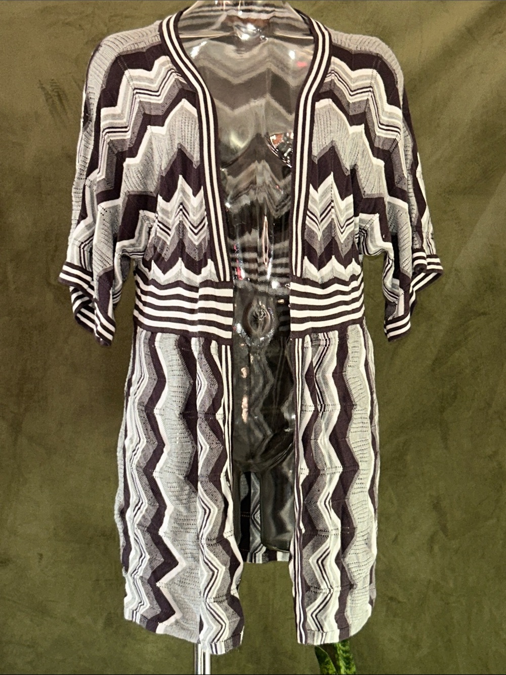 Bellini Chevron Open-Front Cardigan in Black, Gray & White